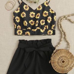 Sunflower top and black bottom